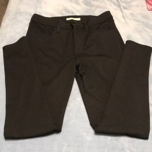 Black skinny Levi’s